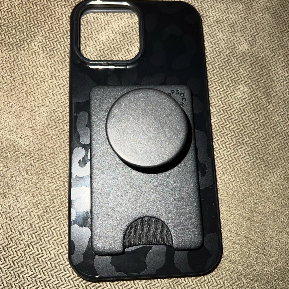 iPhone 13 Pro Max case and popsocket wallet